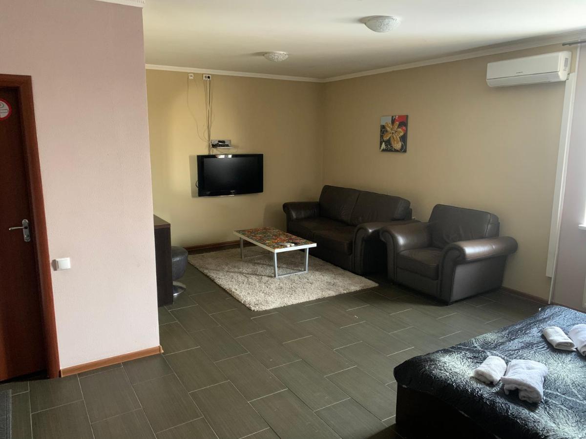 Green Hotel Kiev Ngoại thất bức ảnh