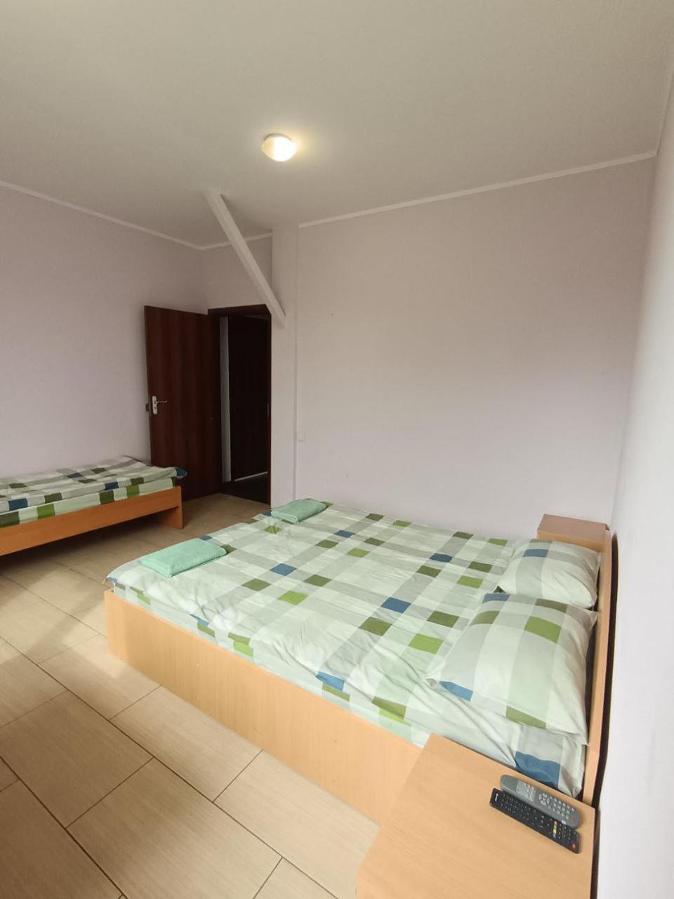 Green Hotel Kiev Ngoại thất bức ảnh